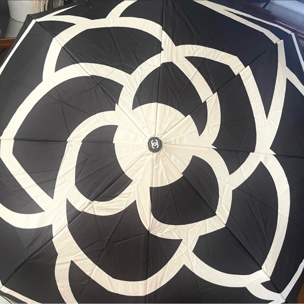 Camellia” umbrella